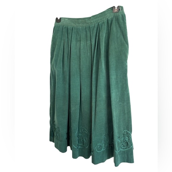 Vintage Susan Bristol Skirt 8P Green Corduroy Pleated Elastic Waist Embroidery - Picture 3 of 16